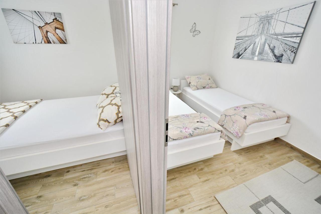 Holiday Home Paulin Obrovac Luaran gambar