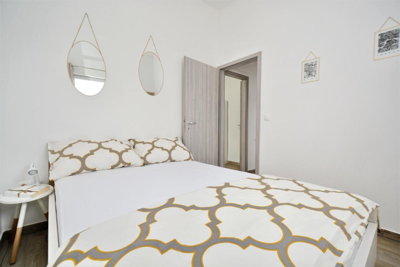 Holiday Home Paulin Obrovac Luaran gambar